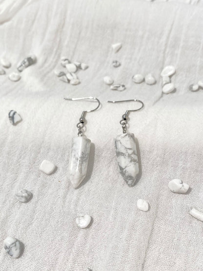 Foxy Crystal Hexagonal Point Earrings