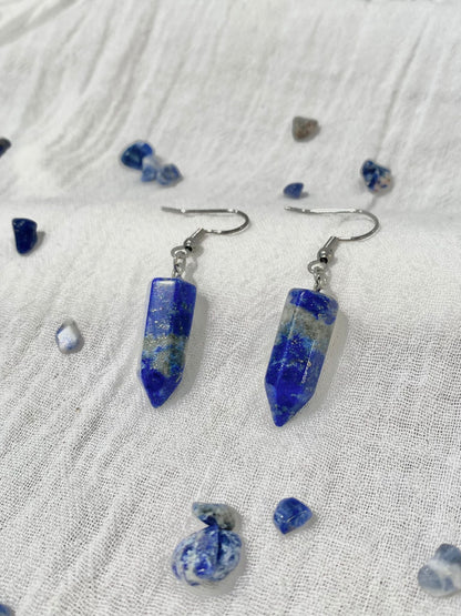 Foxy Crystal Hexagonal Point Earrings