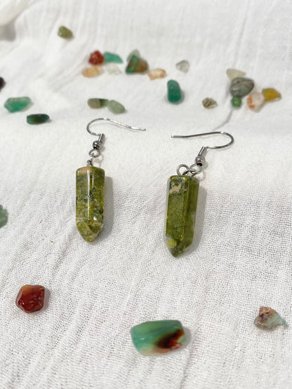 Foxy Crystal Hexagonal Point Earrings